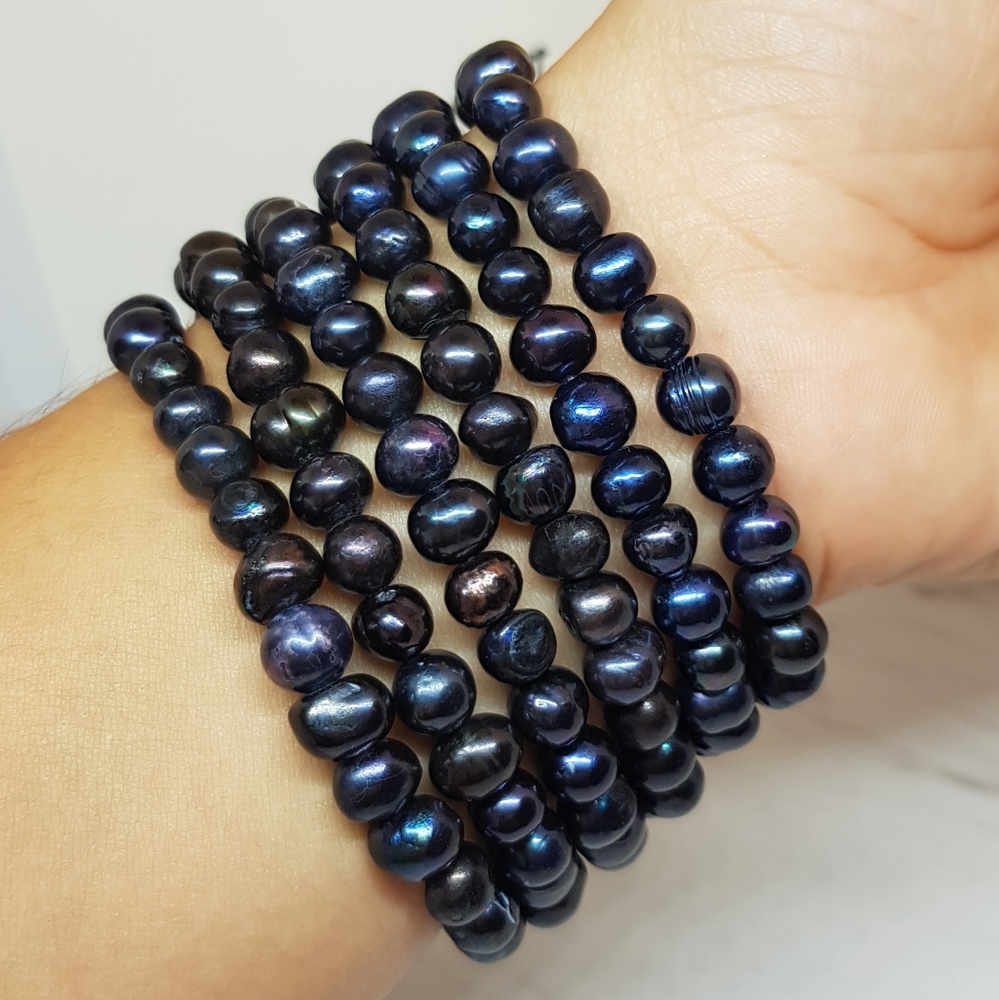 Dynamic pearl bracelets - Picture 3 of 3
